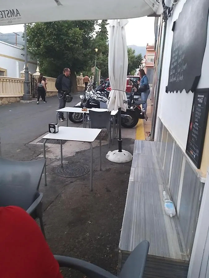 Pension La Fuente Abrucena 0*,